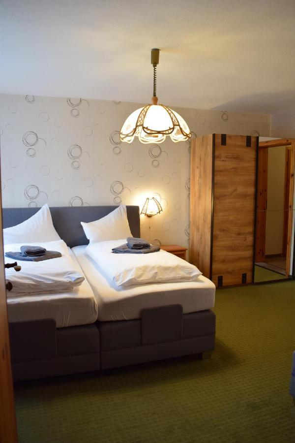 Landhotel Lichte Aue Lichtenau Stutzengrun Buitenkant foto